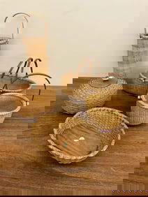 Lot Of Five Longaberger And Nantucket Baskets