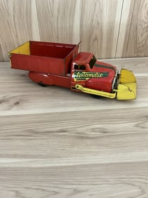 Automatic Loading Truck