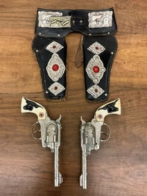The Lone Ranger Hubley Texan Jr. Holster and Cap Gun Set