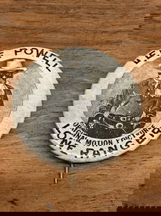 EXTREMELY RARE! 1938 The Lone Ranger Serial Lee Powell Pin Back Button: Lee Powell was the first Lone Ranger