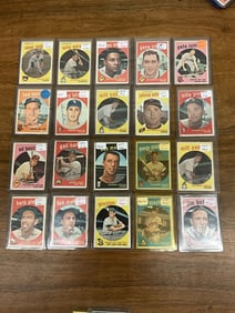 Lot of Twenty 1959 Topps Ball Cards