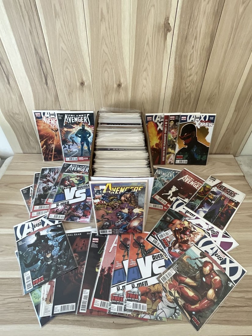 Avengers- Marvel Comics: Full Short Box