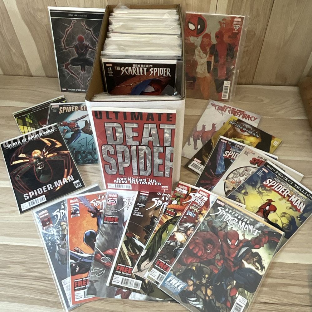 Spiderman Comics: Marvel comics. Full short box.