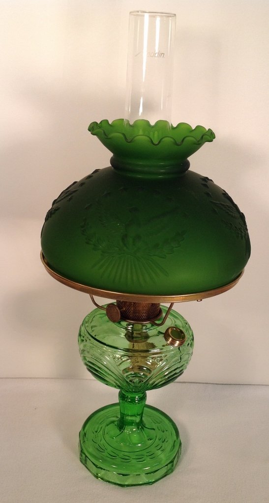 1940 Green Aladdin Washington Drape Oil Lamp