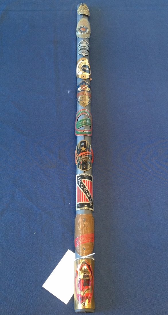 Lot of 10 Vintage Bicycle Head Badges (1 of 5)