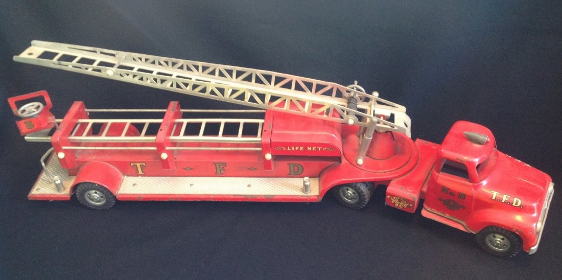 1956 Tonka Aerial Ladder Fire Truck No. 5: Original Tonka Aerial Ladder Fire Truck Toy T.F.D. Life Nets No. 533" Long