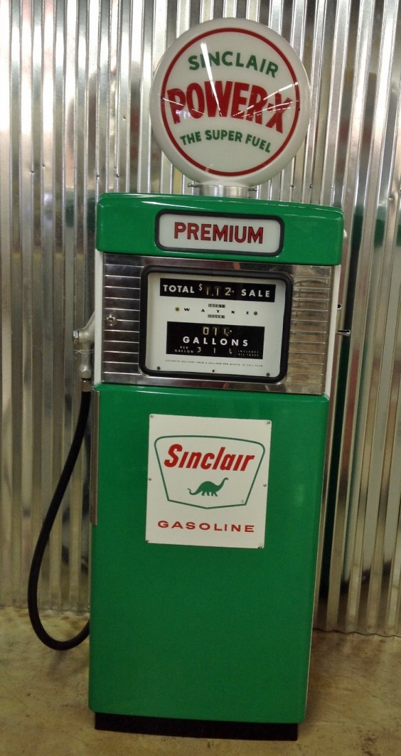 Restored Wayne Model 505 Sinclair Gas Pump