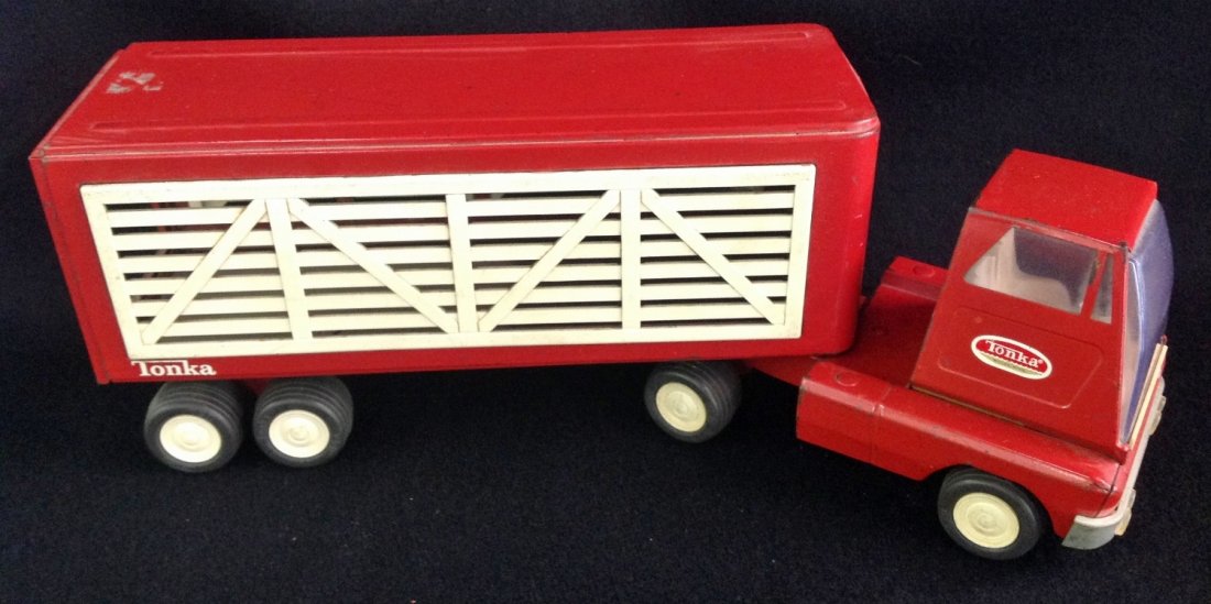 1960’s Tonka Cattle Truck: Original 1960’s Tonka Cattle Truck. 16” Long
