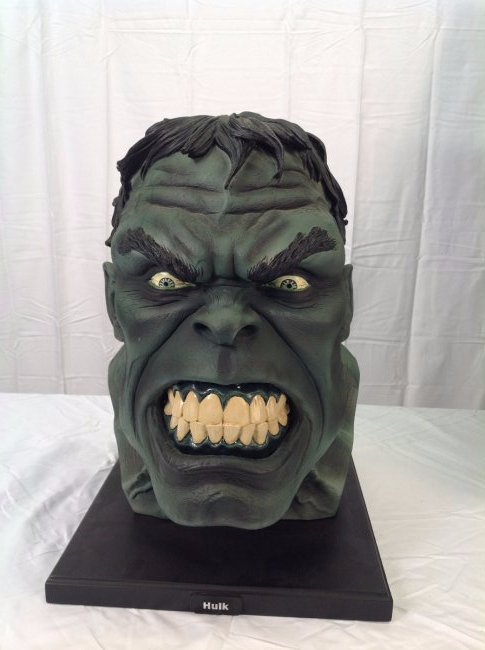 Incredible Hulk Head Mini Bust by Alex Ross: Hulk Head Bust #286/1962