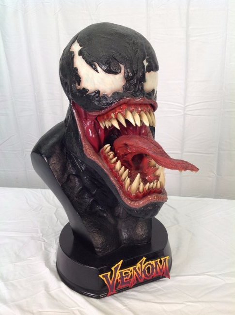 Venom Life-Size Bust by Sideshow Collectibles: The Venom life-size bust is remarkably life-like, with hyper-realistic texturing detail, a menacing toothy grin, and a vicious, reaching tongue, covered with clear saliva droplets and ooze. #47/300