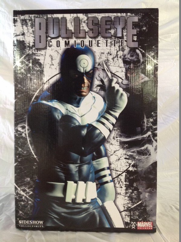 Bulls Eye Comiquette by Sideshow 5/650: Bulls Eye Comiquette by Sideshow Collectibles. Numbered 5/650. Item Comes with Original Box.