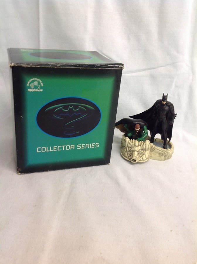 Batman Forever "Batman and Robin" Statue: Batman Forever "Batman and Robin" Statue #888/5000