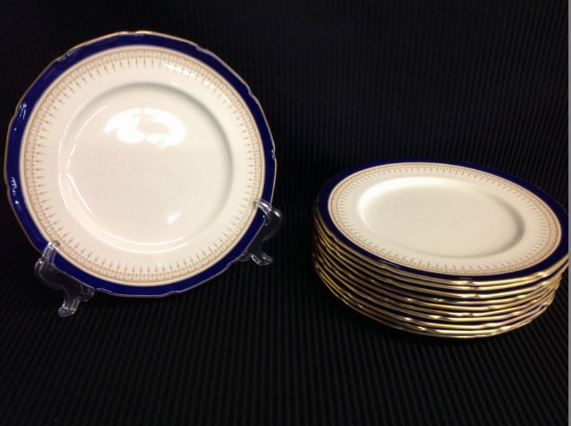 12 Plates of Royal Dalton Duke of York Pattern (1 of 4)