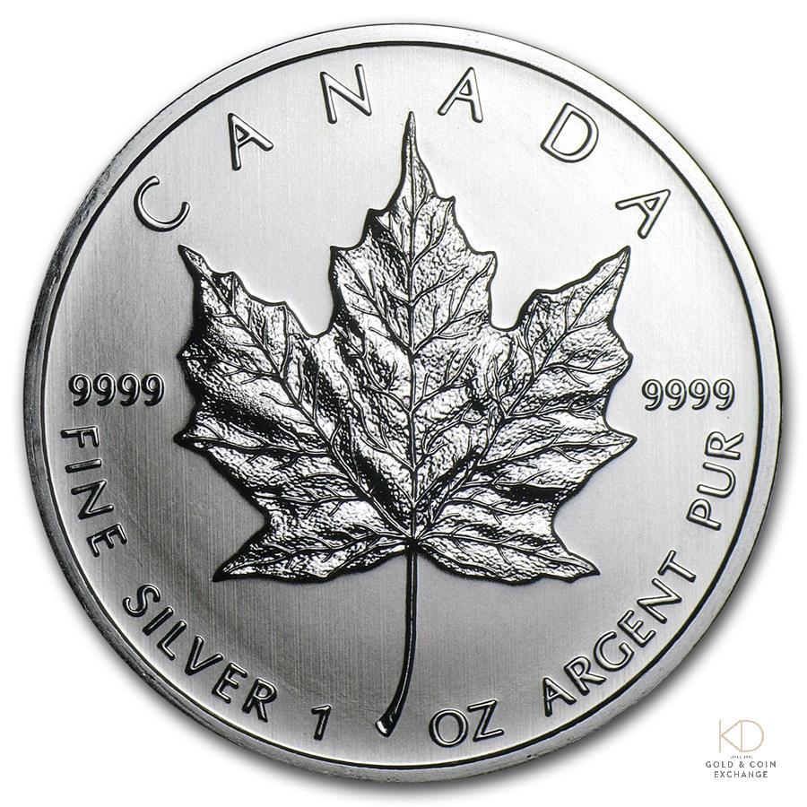 1 ozt 999 Silver Maple Leaf Canadian Round $5 2011 (1 of 2)