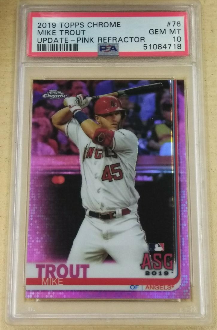 2019 Topps Chrome Update #76 Mike Trout Pink REF PSA10 (1 of 2)