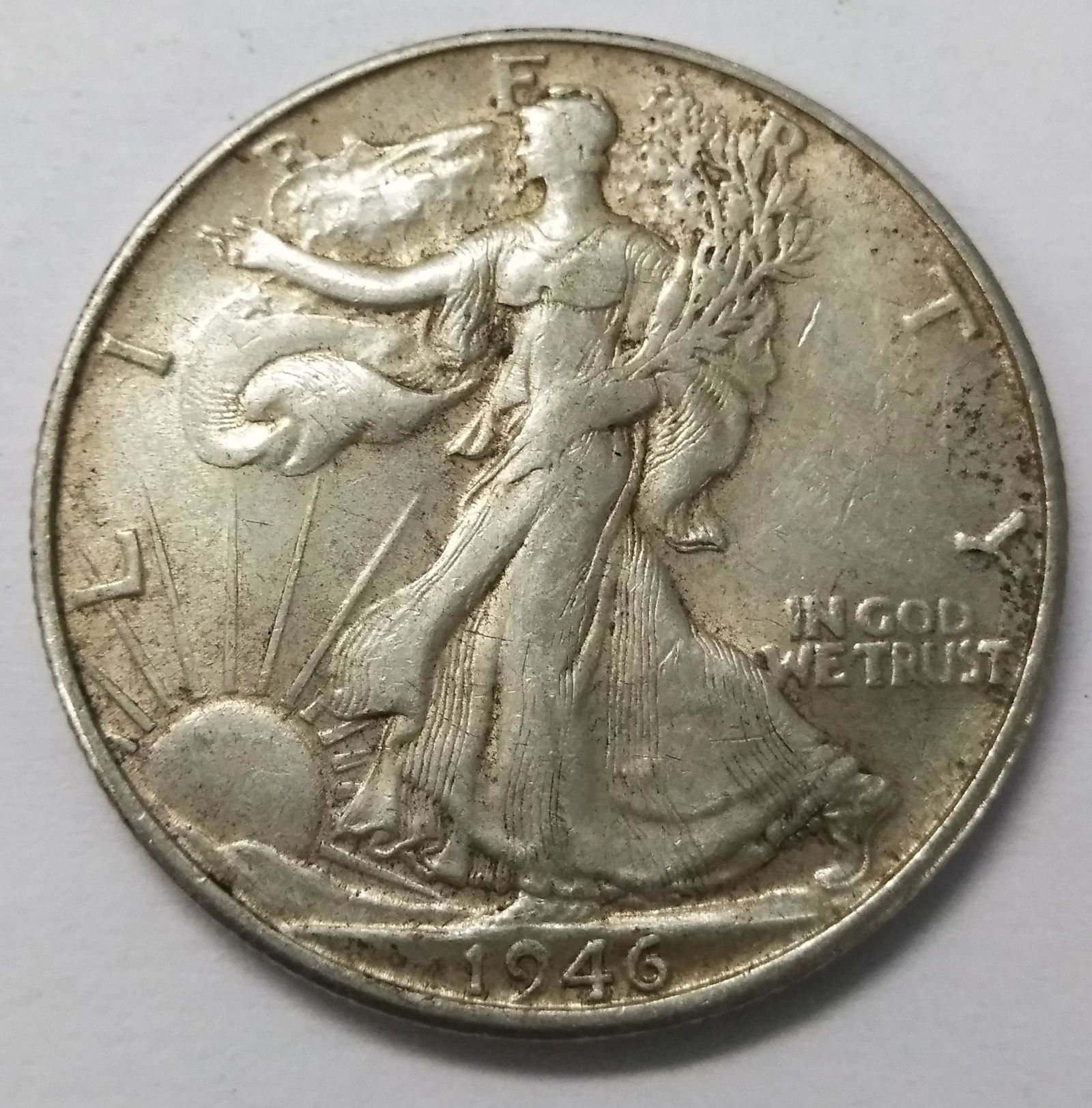 1946 Walking Liberty Half *90% Silver* AU Condition (1 of 2)