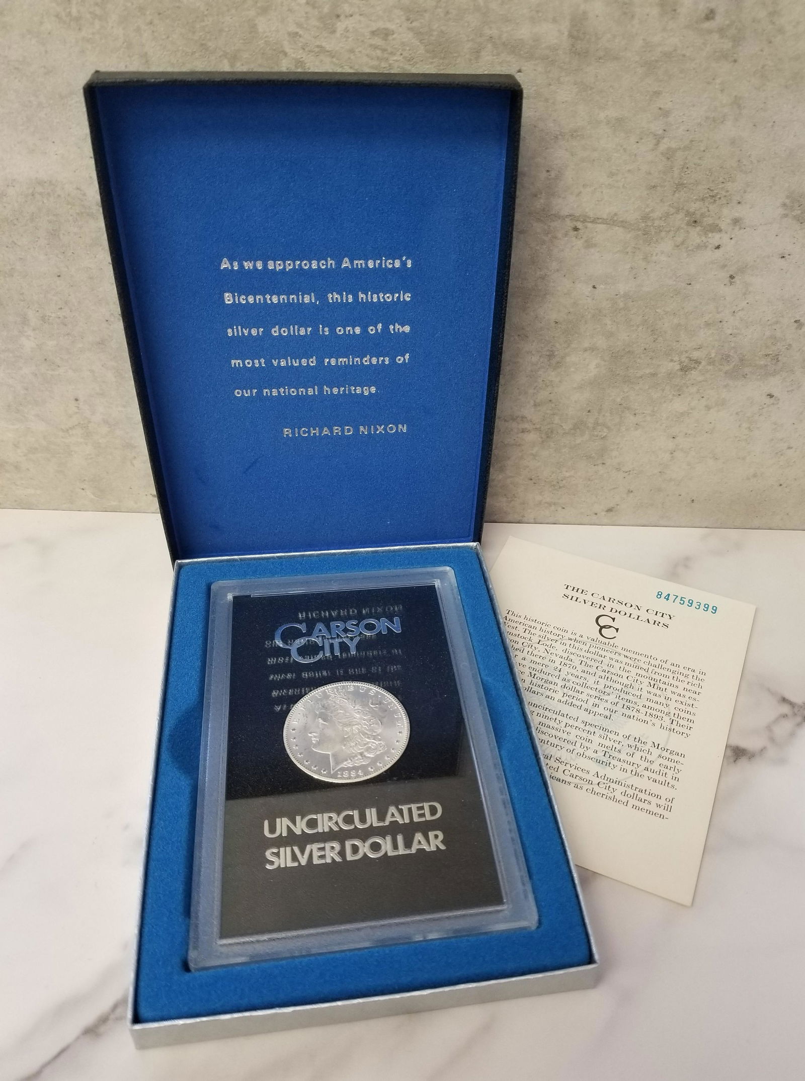 US Mint Carson City Uncirculated 1884 Silver Dollar GSA BOX & COA (1 of 4)