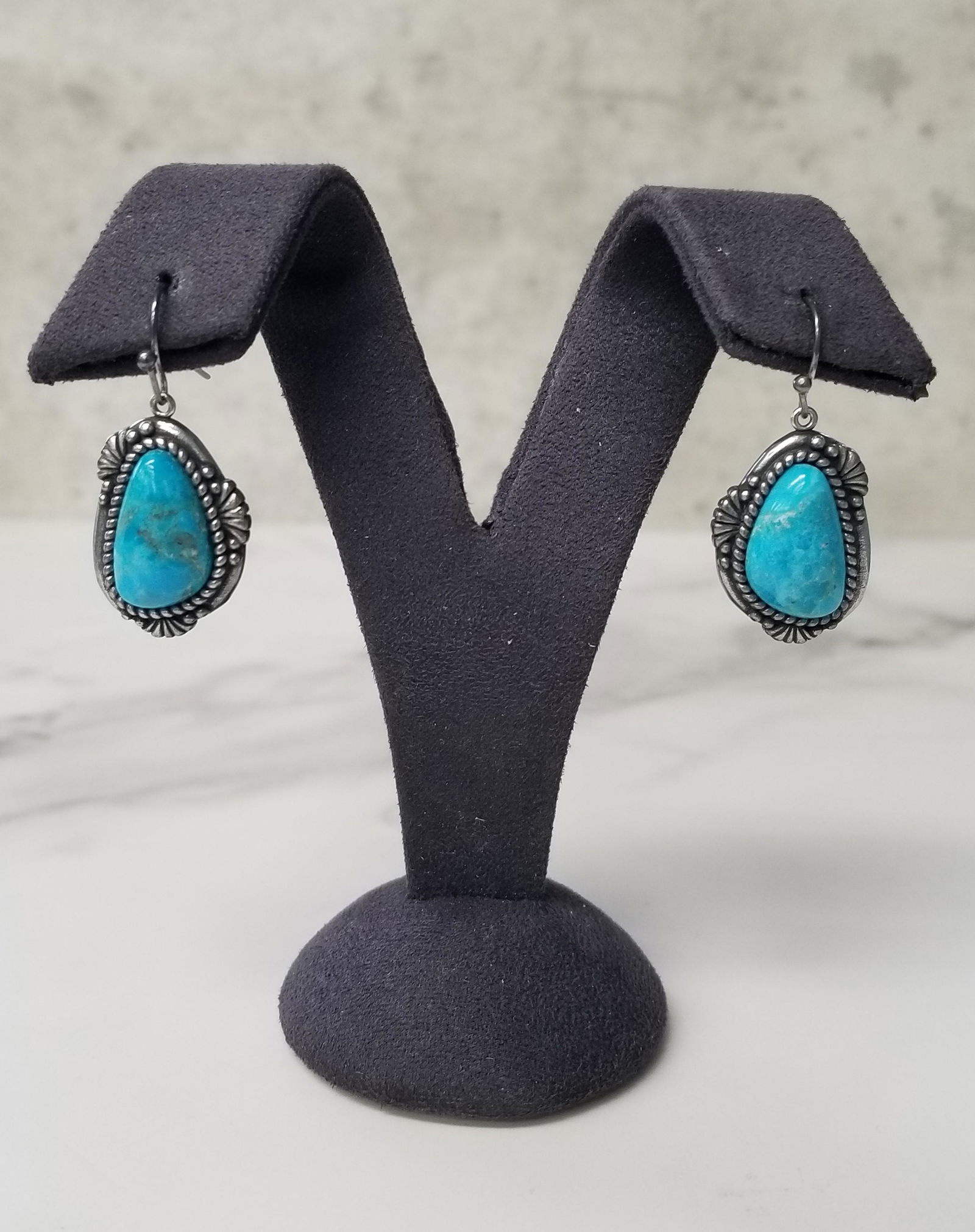 Southwestern Design Turquoise Dangle Earrings Non-Precious Metal (1 of 4)