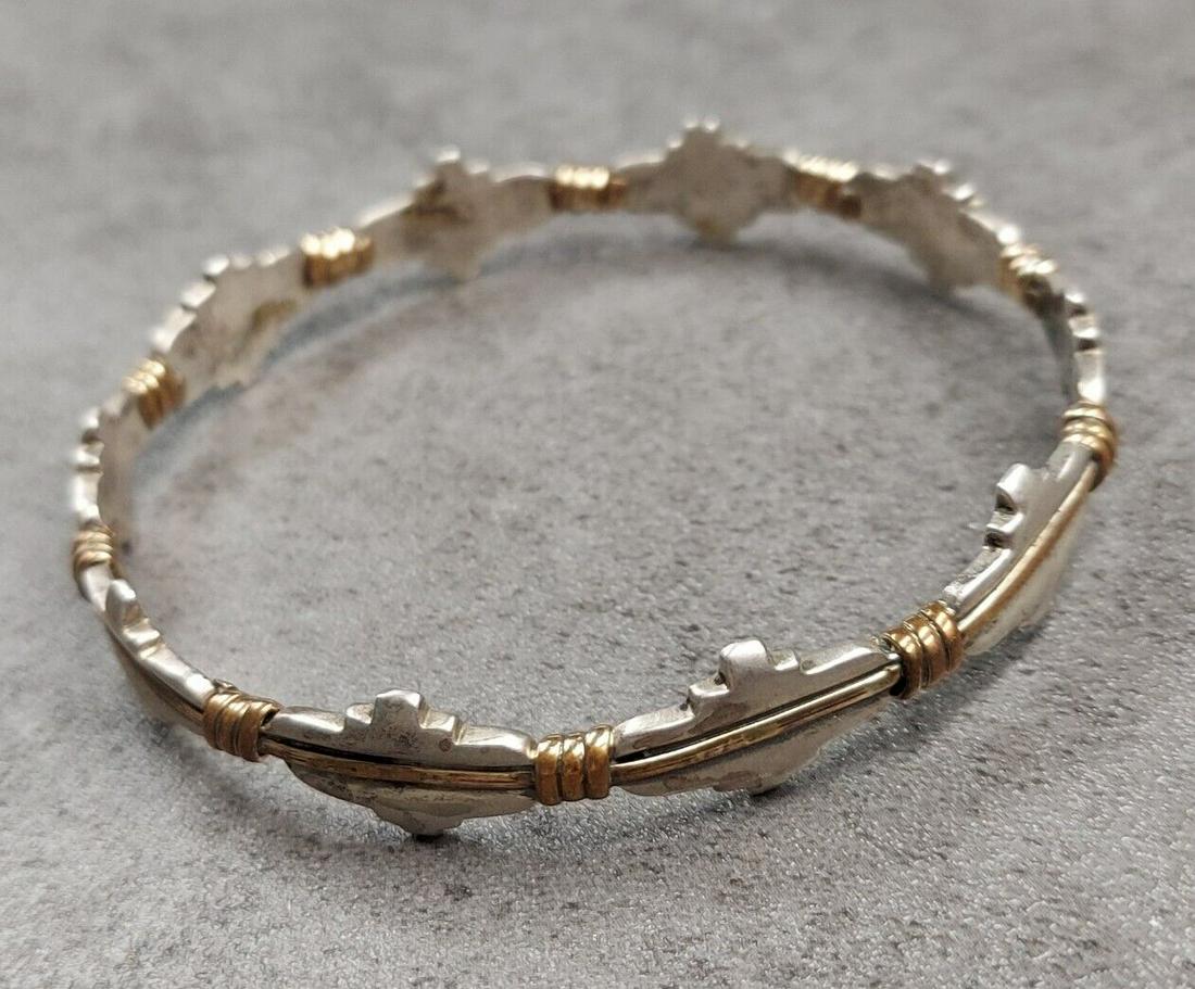 Vintage Navajo Sterling Silver 12KGF Geometric & Wire Design Bangle (1 of 4)