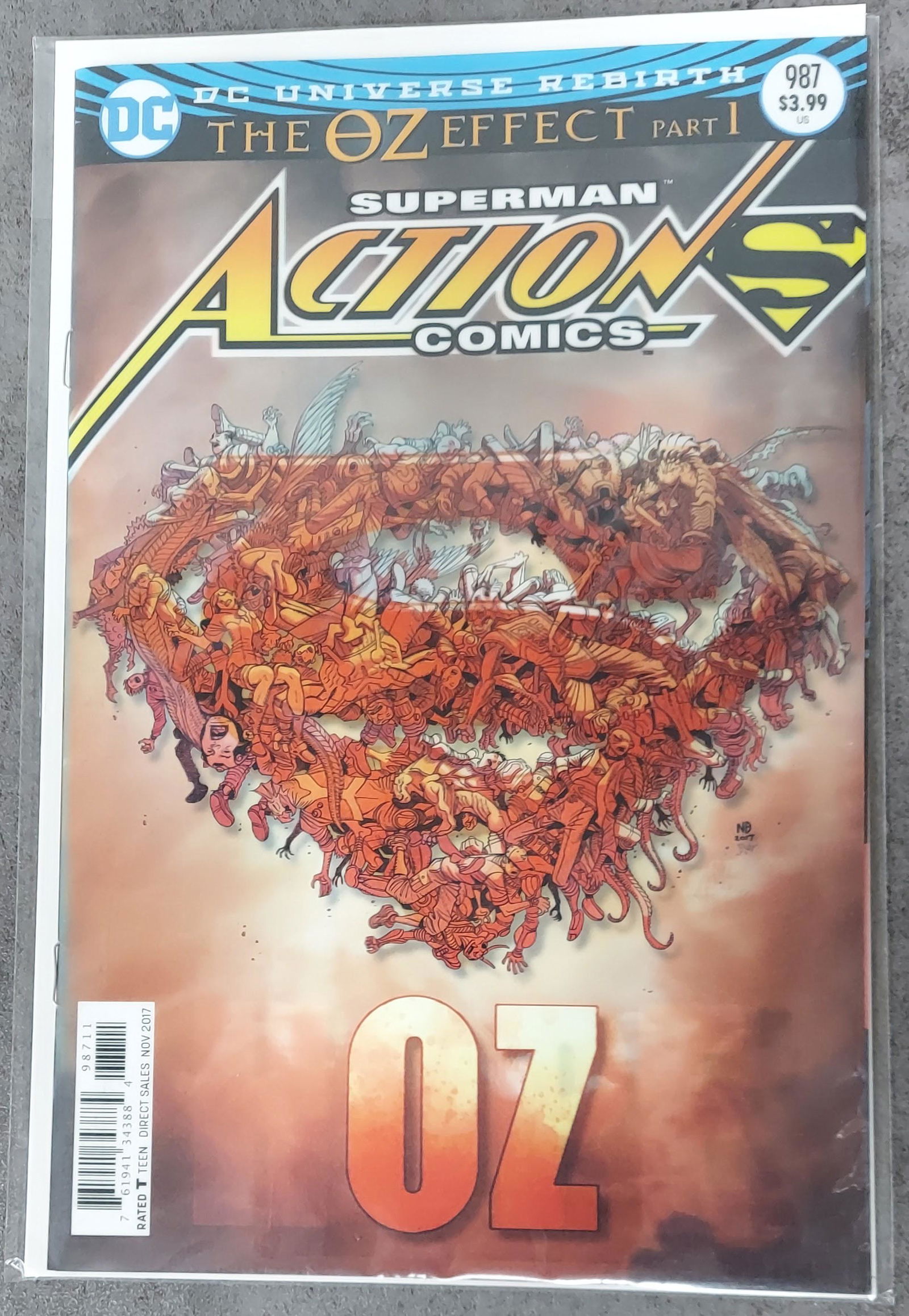 DC SUPERMAN ACTION COMICS #987 NOVEMBER 2017 LENTICULAR COVER - DC UNIVERSE REBIRTH (1 of 2)