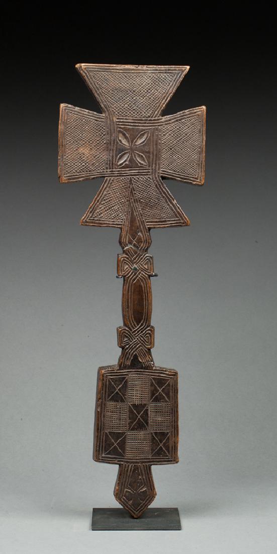 Ethiopian ceremonial cross (1 of 1)