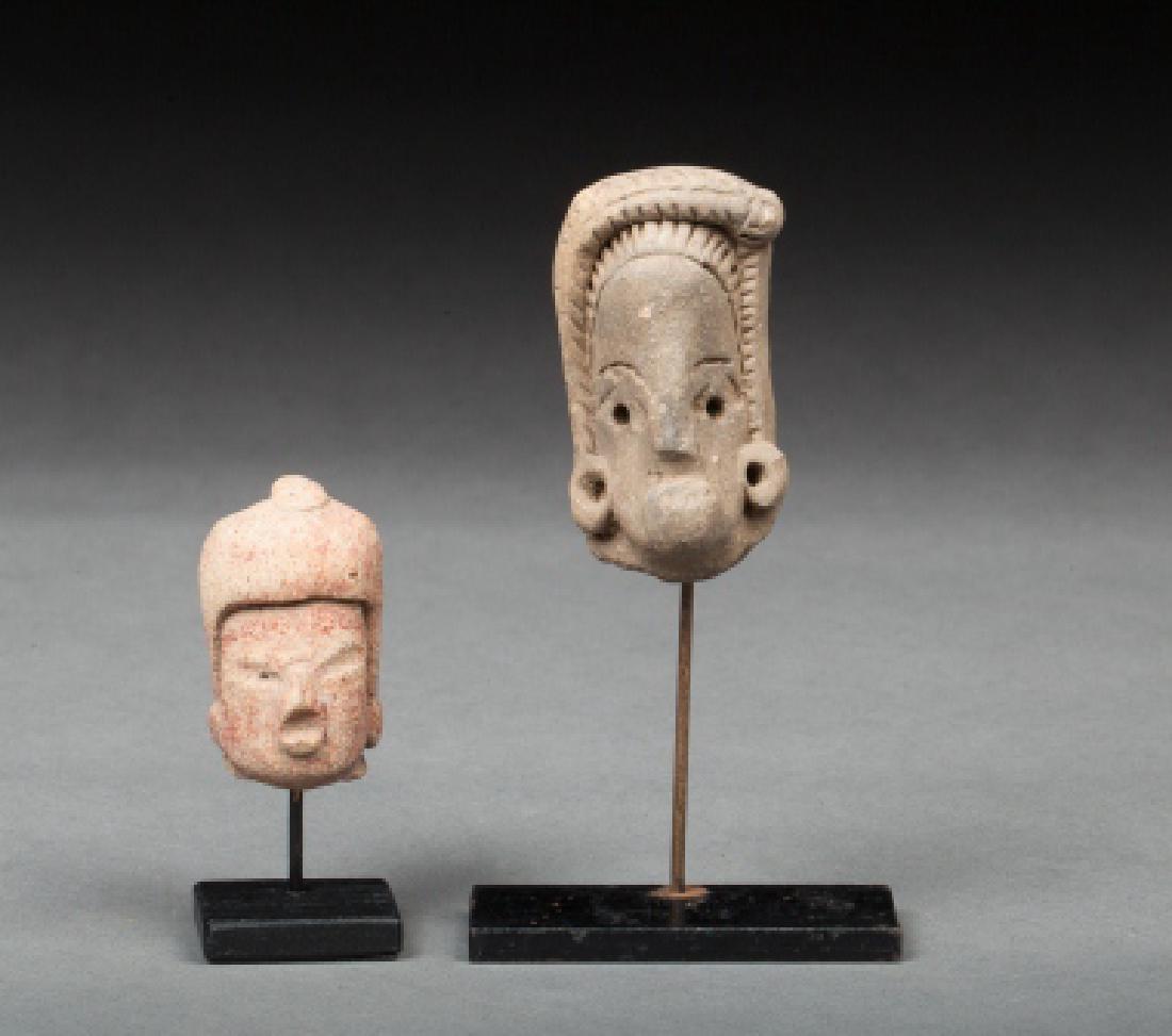Two precolumbian heads (1 of 1)