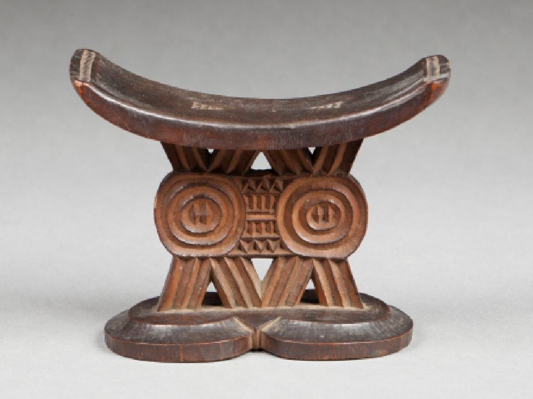 Shona headrest (1 of 1)