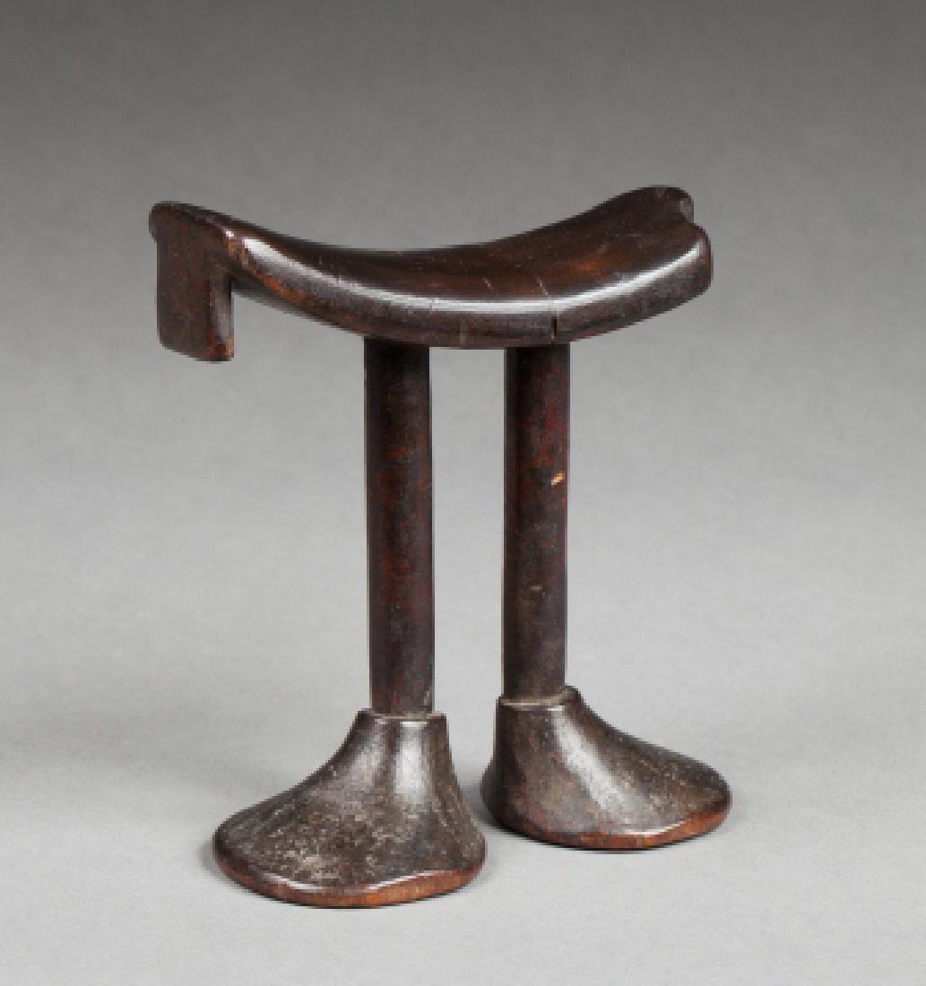 Tsonga headrest (1 of 1)