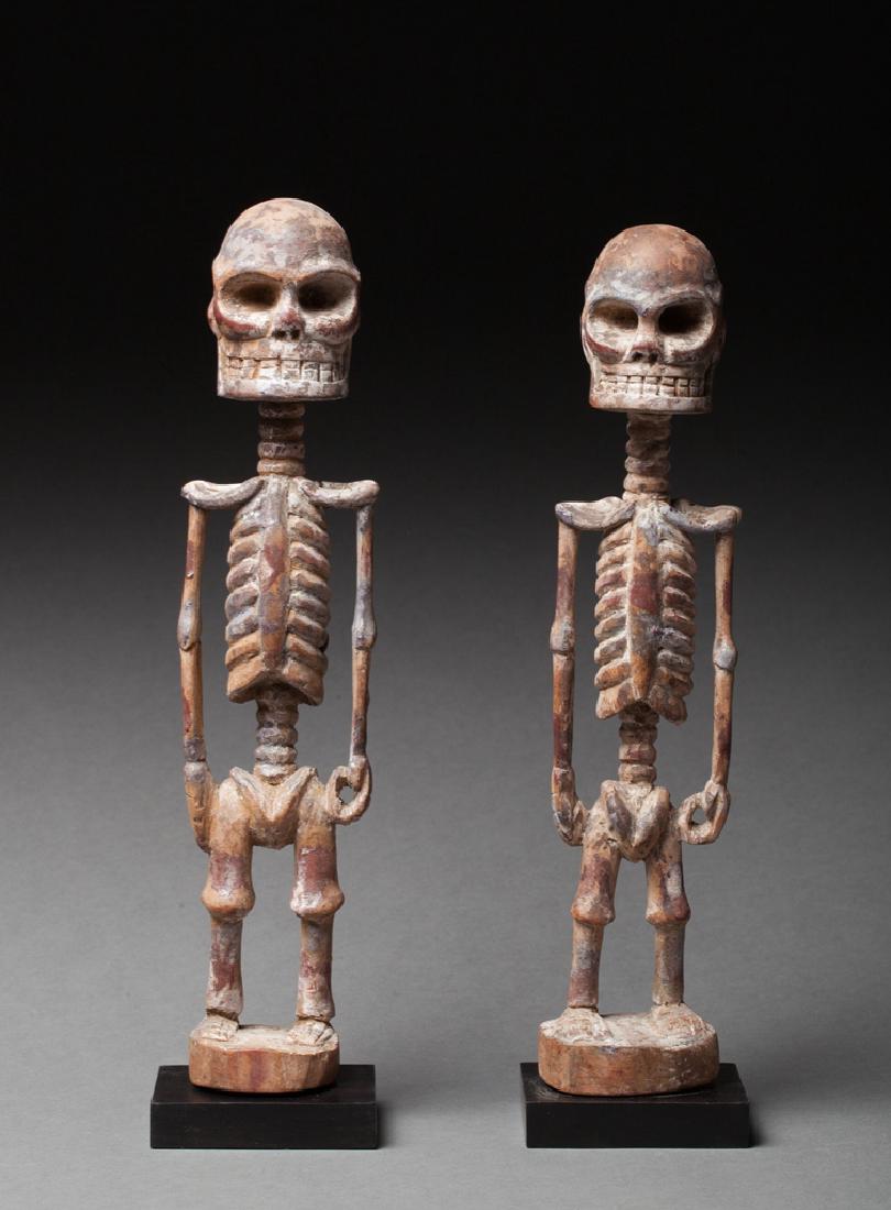 Lot with two indian skeleton statues (1 of 1)