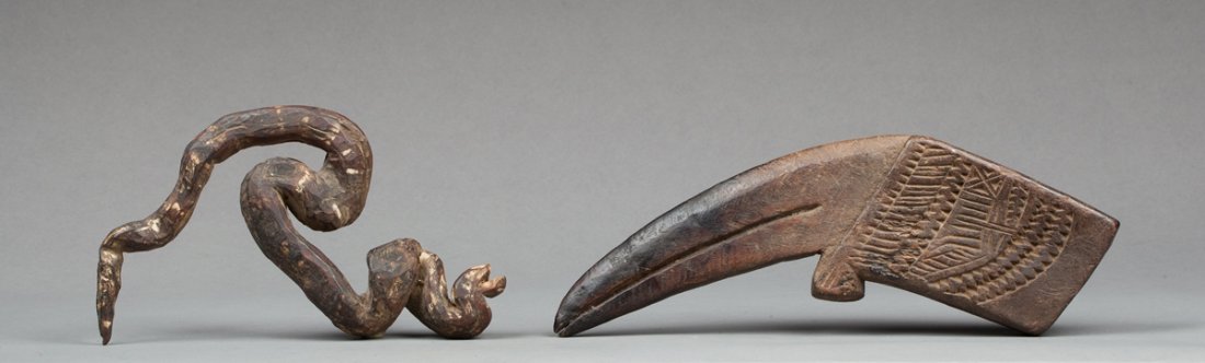 Shamanic bird beak and Snake.: Wood. Nepal, Himalaya. 33x12 - 23,5x16cm