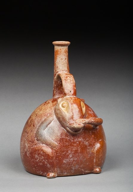 Chorrera vase used as a ceremonial instrument (1 of 1)