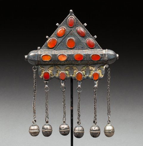 Tumar Quran holder. (1 of 1)