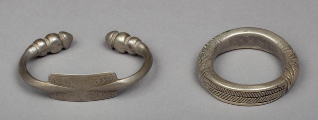 Two Peul bracelets (1 of 1)