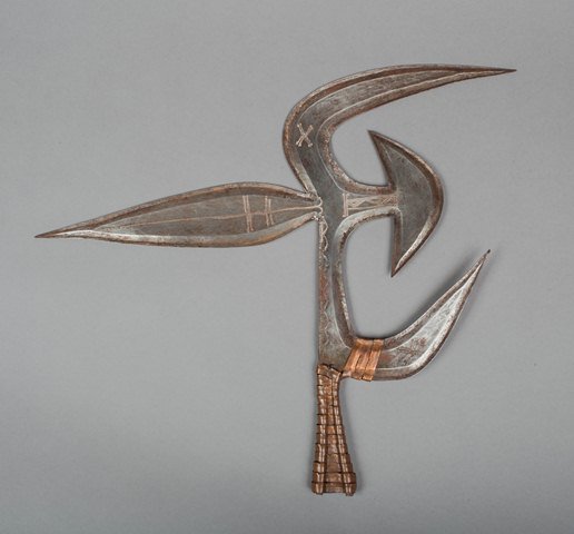 Congolese knife (1 of 1)