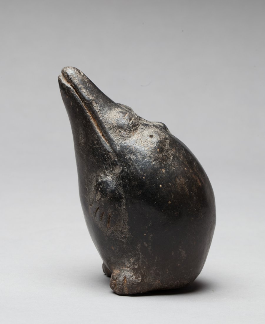 Taïronas ceremonial ocarina.: Brown terra cotta. Taïronas, Santa Marta region, Colombia. AD 800-1500. 11,5x7cm. Provenance : Sold after successive inheritance, collection made between 1920 and 1930, bought to Charles Ratton, Pari