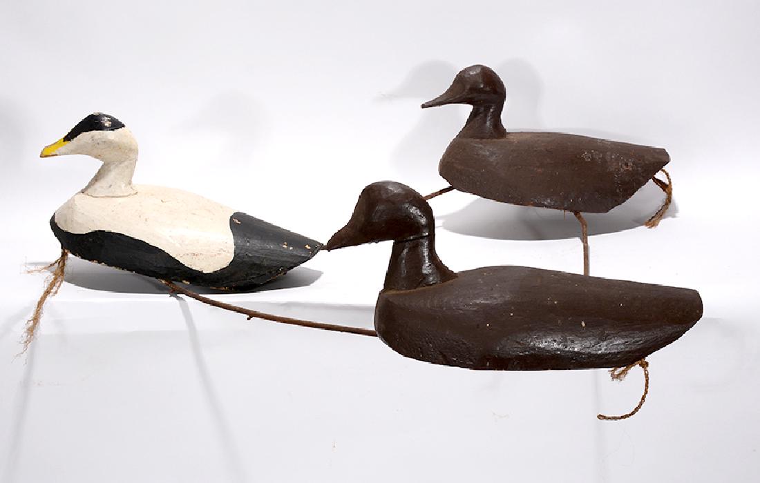 Maine Coast 3 Drake and Hens Decoys. (1 of 2)