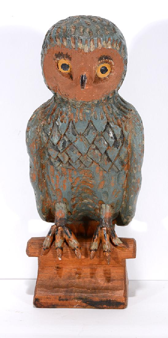 Pacific Northwest Carved Owl. (1 of 3)