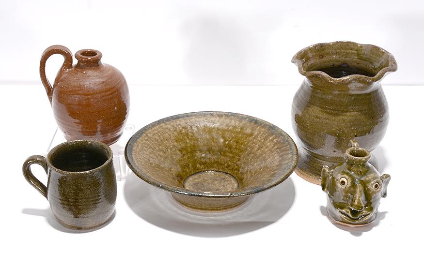 Anita Meaders. 5 Ash Glaze Works.: Anita Meaders. Five Ash Glaze Works. Signed. All in mint condition. Tallest is 6.5" h. Est. $100-200. Ship: $65