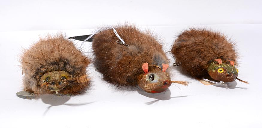 Three Musk Rat Lures.: Anonymous. Three Musk Rat Lures. Not signed. Carved wood with fur and mixed media. All in great condition. Average size is 8” w x 2” x 3”. Est. $200-300. Ship: $35