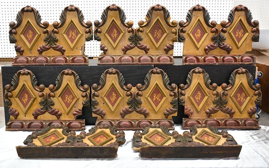 Carousel Decor. (1 of 4)