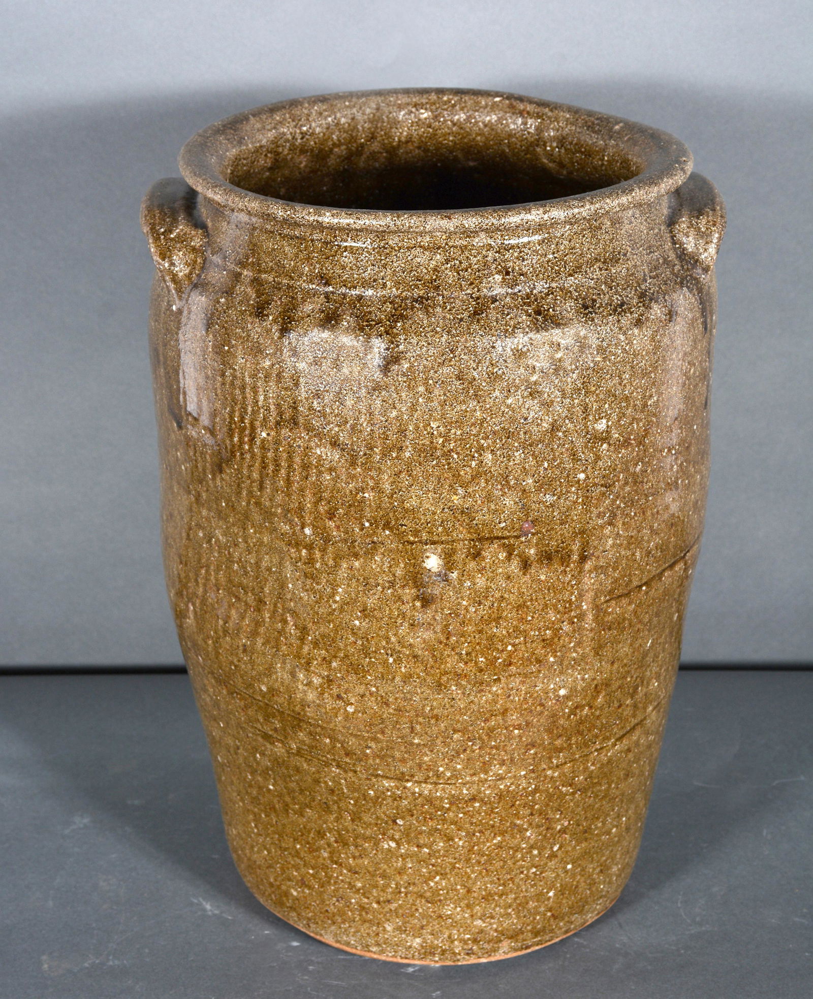 W.F. Hardy (?). Early 4 Gallon Churn. (1 of 4)