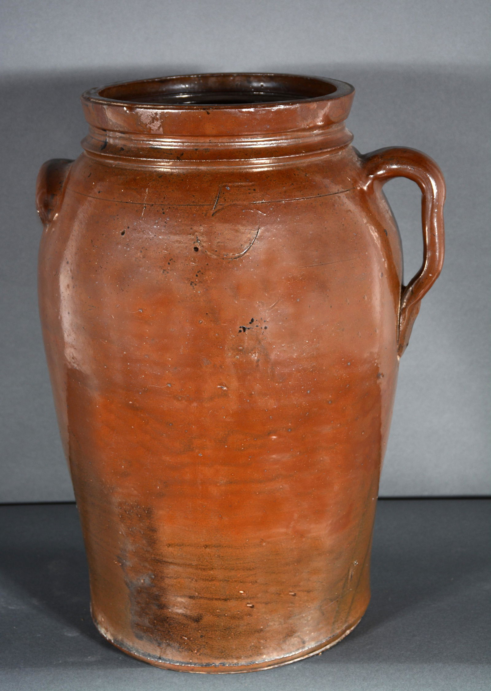 5 Gallon Churn With Brown Albany Slip Glaze. (1 of 3)