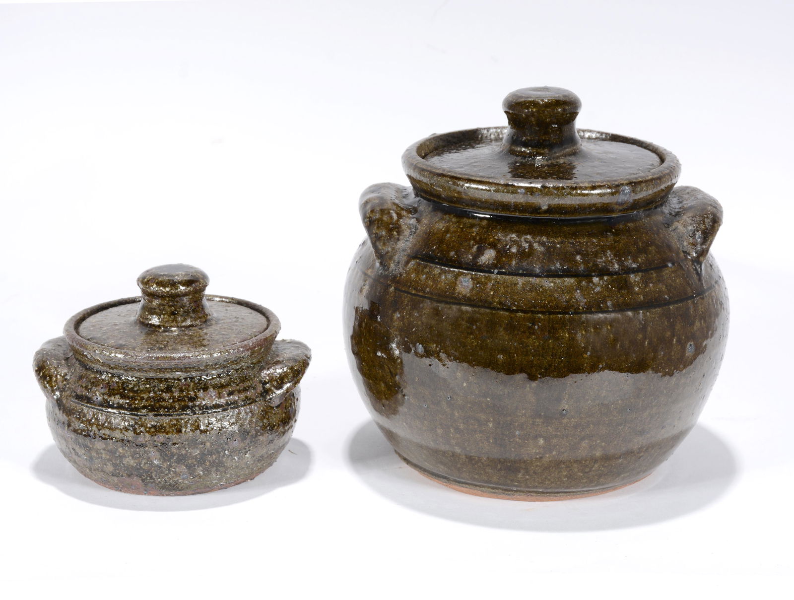 Lanier Meaders. 2 Bean Pots With Lids. (1 of 3)