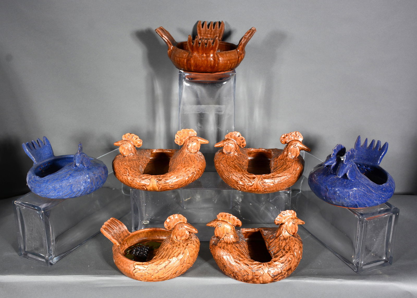 Mildred Meaders. Seven Rooster Planters. (1 of 3)