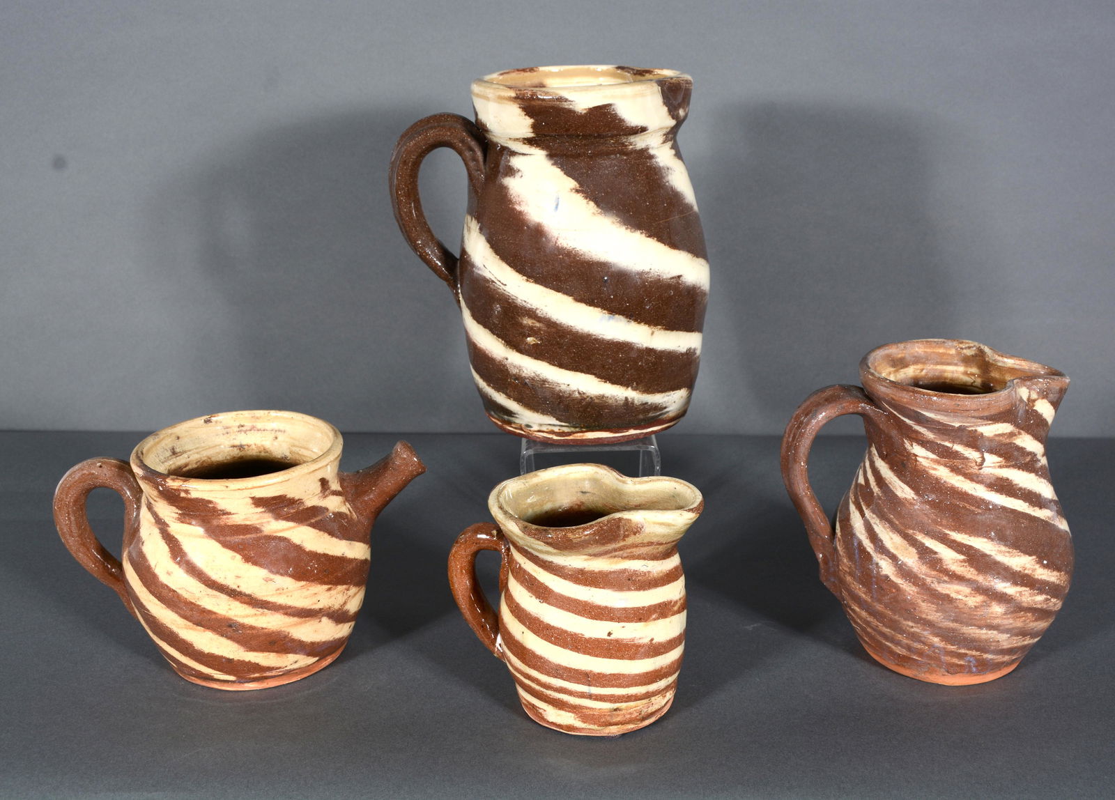 B.B. Craig. 4 Swirl Pitchers & Creamers. (1 of 2)