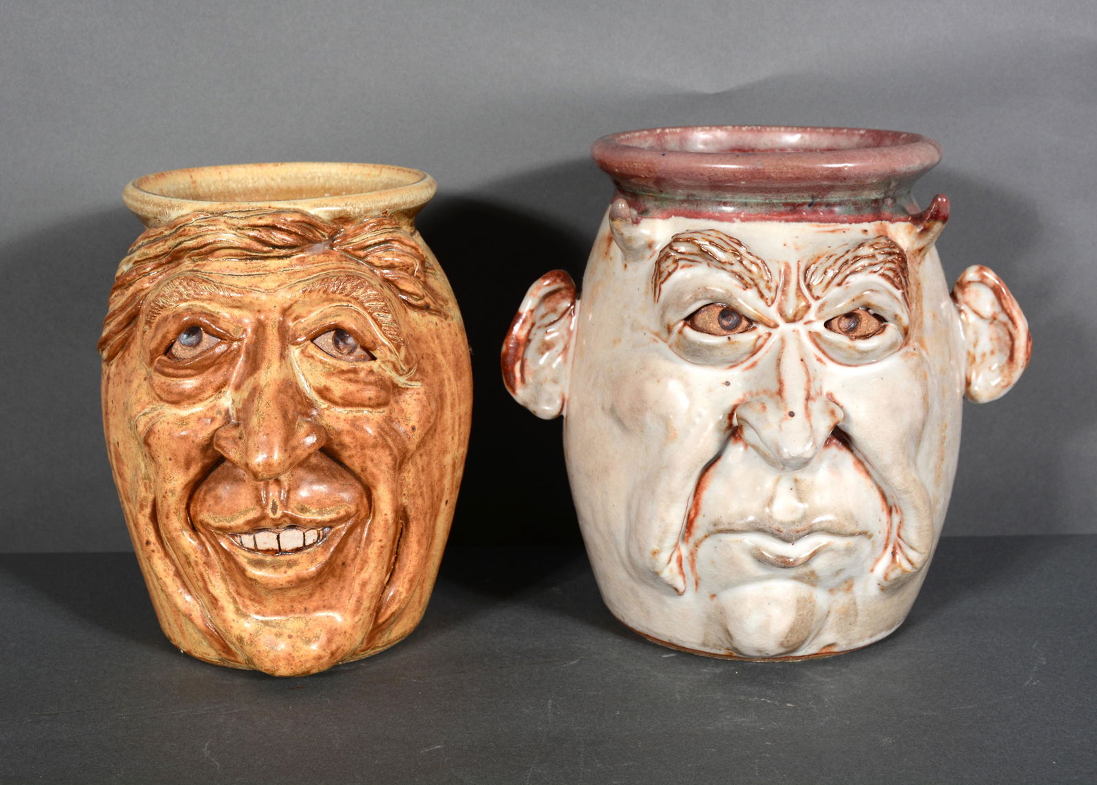 Ward. Kerry & Dubya.: Ward. Kerry & Dubya. Signed and titled. Mint condition. Average size is 8" h. Est. $100-200. Ship: $75