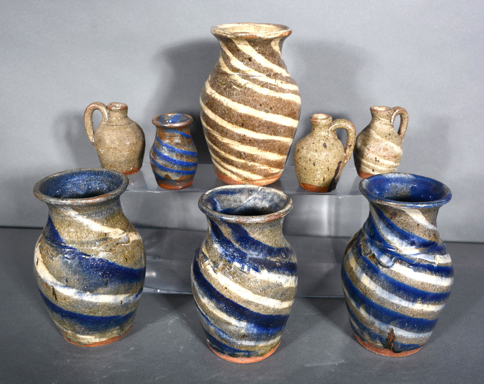 B.B. Craig. 4 Pint Swirl Vases & 4 Minis. (1 of 2)