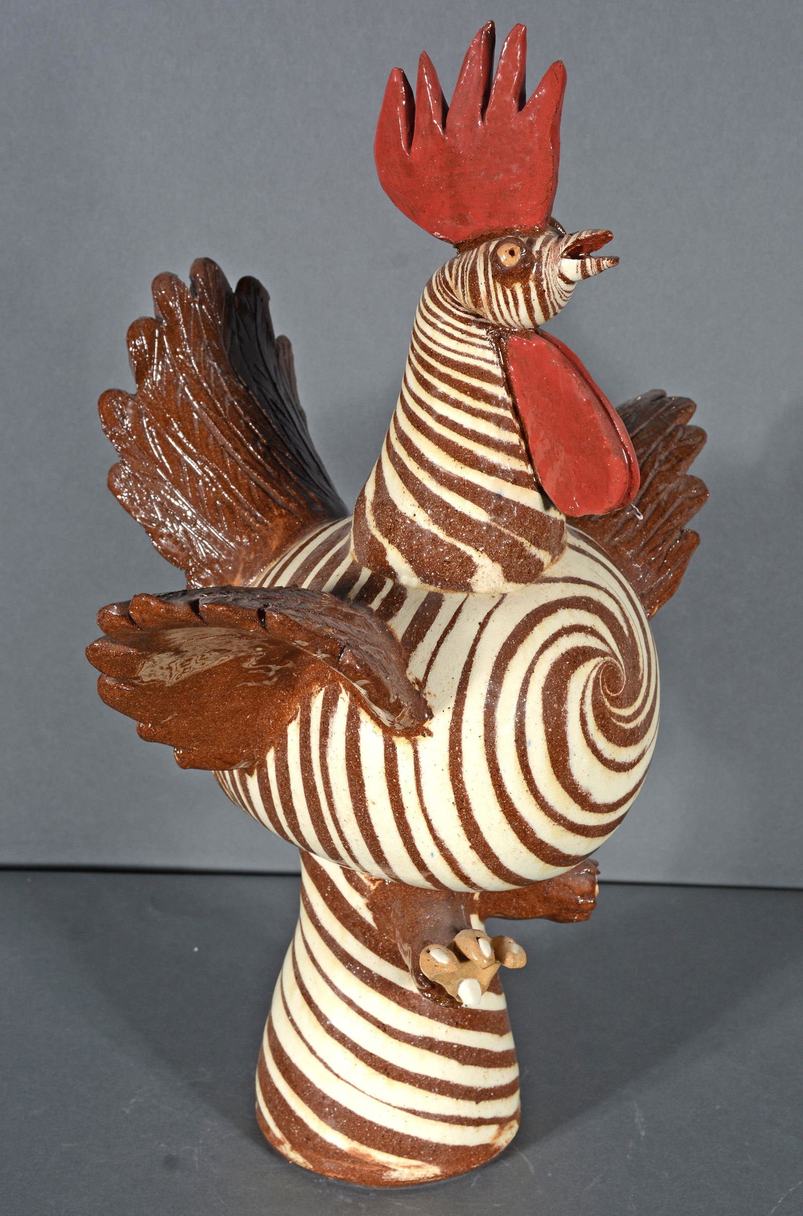 Albert Hodge. 2 Color Swirl Rooster. (1 of 4)