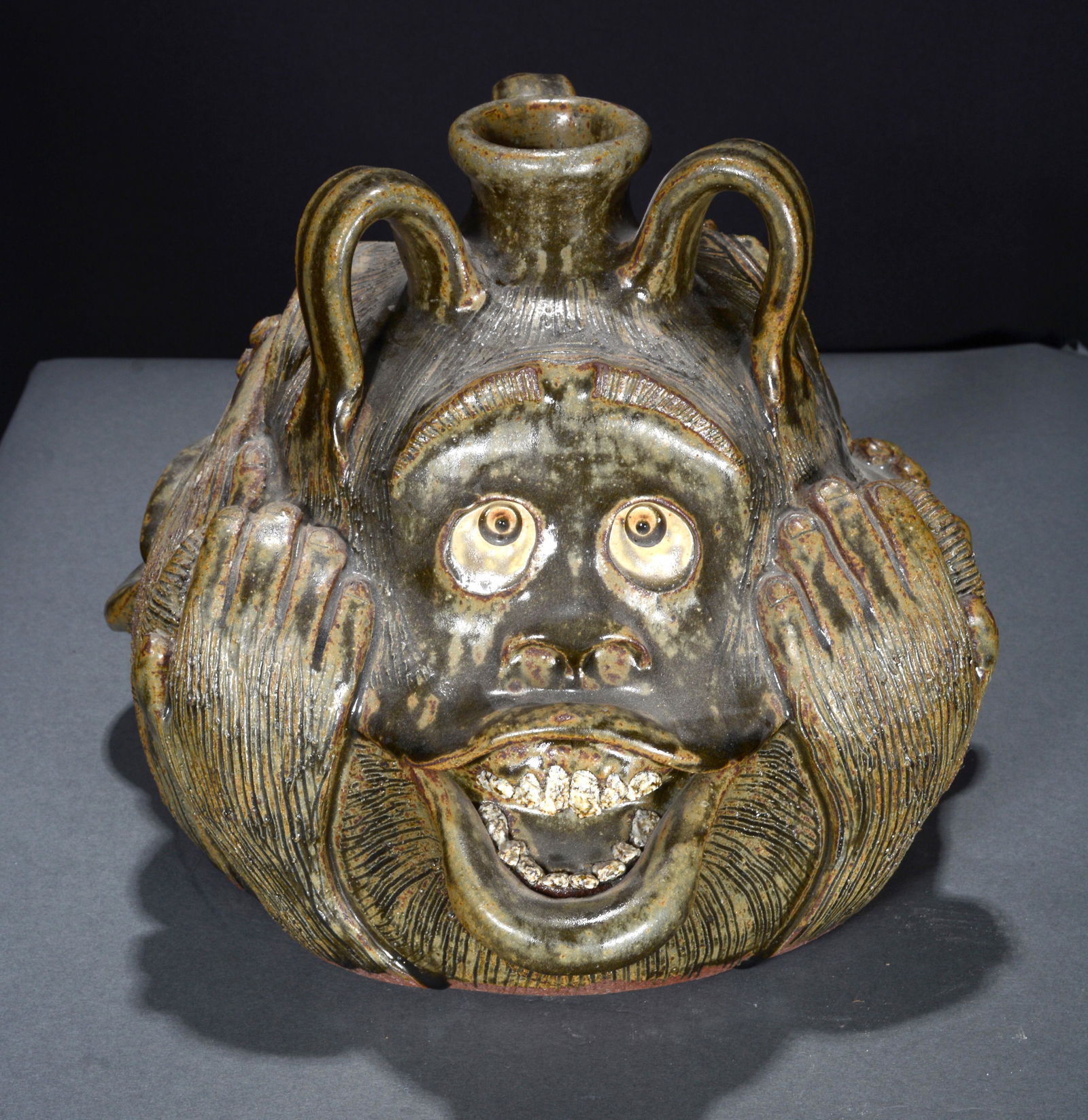 M.& M. Crocker. Triple Face Jug. (1 of 5)