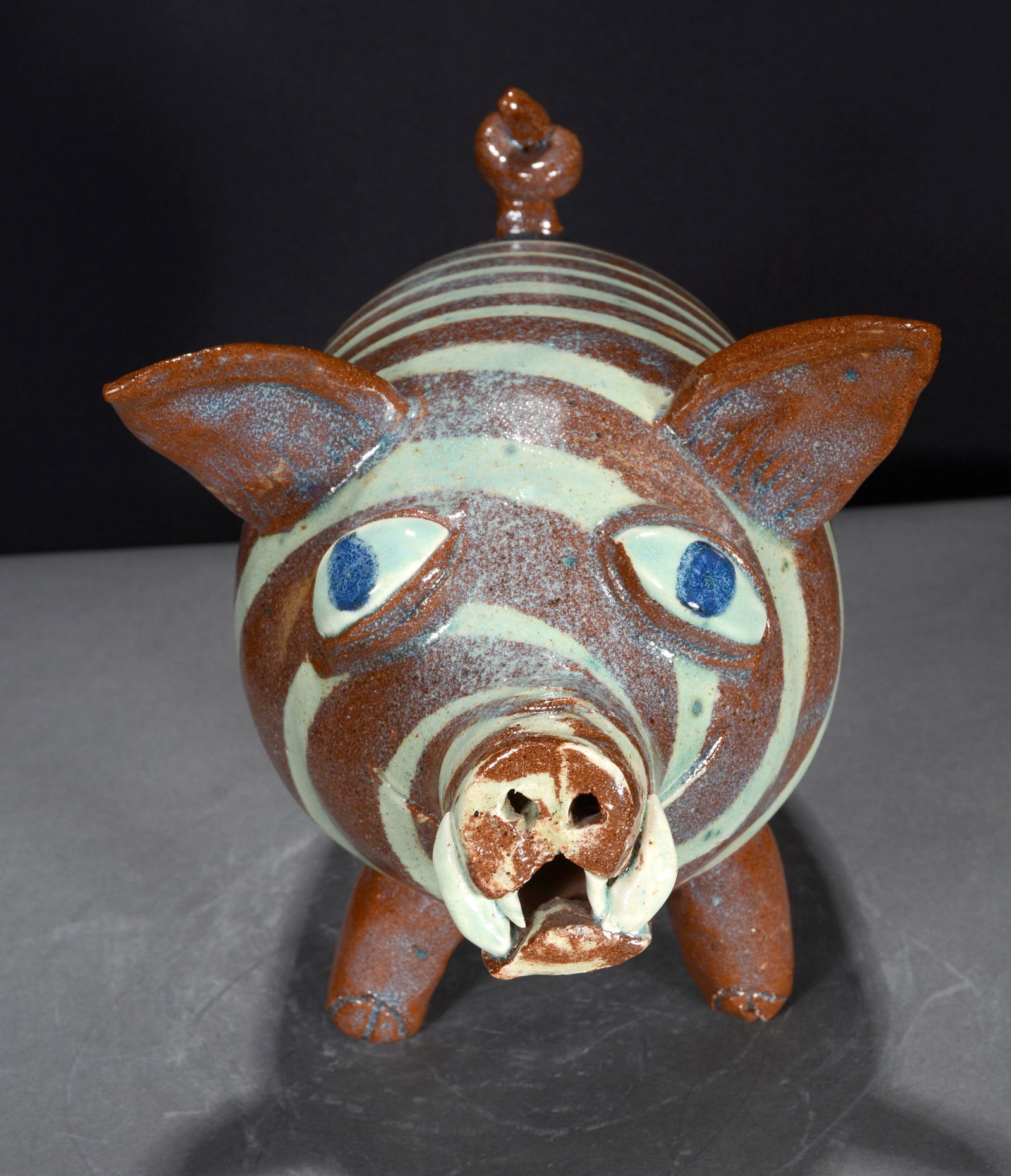 Albert Hodge. Swirl Male Hog. (1 of 4)